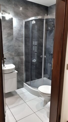 Hot water 24 hour/day comfortable fly fishing Lodge - Poland